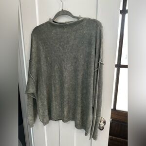 C’isa Relaxed Fit Green Crewneck Sweater size medium